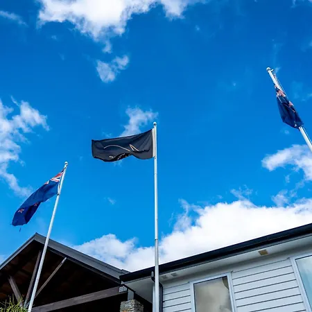 Newina Rotorua
