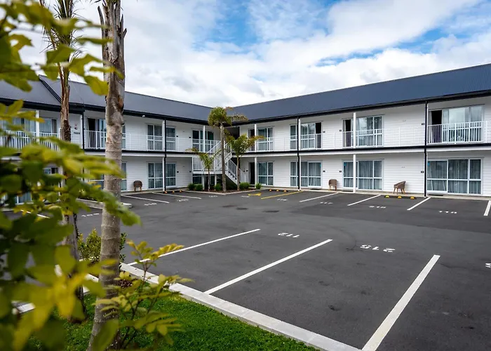Newina Rotorua