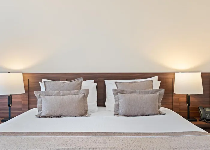Newina Hotel 5*