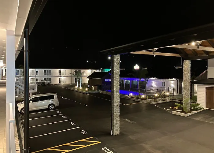 Hotel Newina 5*